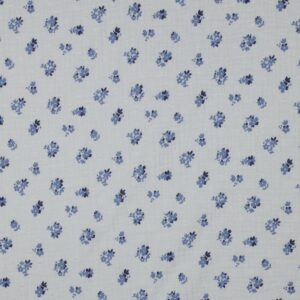 mousseline de coton écrue avec petites fleurs bleu délicat motif floral léger